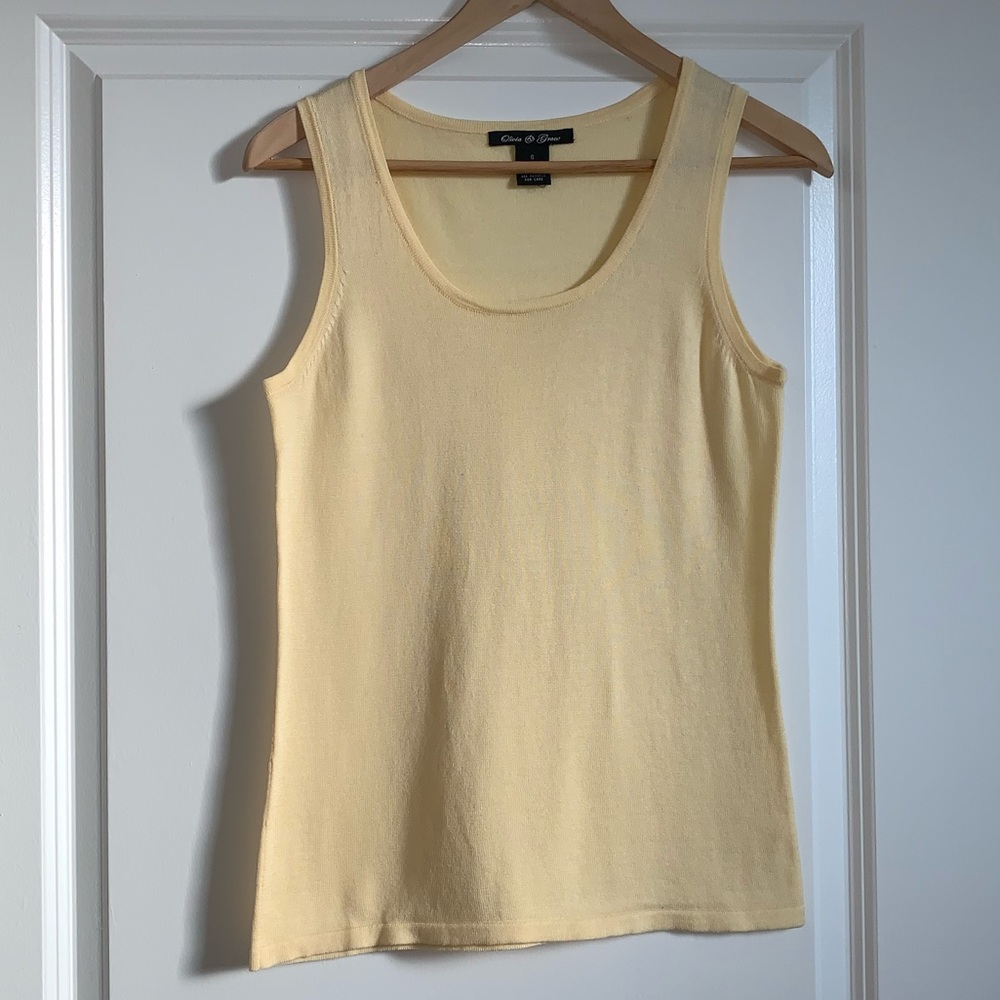 Light Yellow Sleeveless Knit Tank S